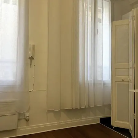Petit Studio, Rue Daguerre Appartement *